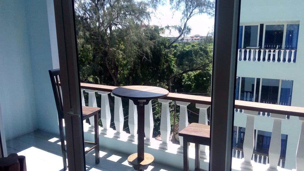 Bamburi Beach Studio Apartment B41 Exterior photo
