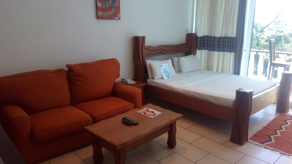 Bamburi Beach Studio Apartment B41 Exterior photo