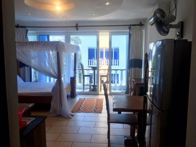 Bamburi Beach Studio Apartment B41 Exterior photo