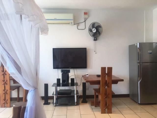 Bamburi Beach Studio Apartment B41 Exterior photo